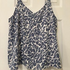 GILLI  - Strappy V-Neck Tank Top